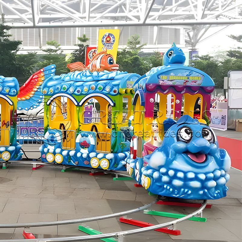 Various indoor outdoor amusement park rides kids games electric mini track train ride for sale